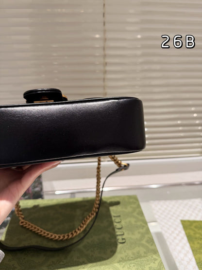 GUCCI MARMONT SMALL SHOULDER BAG BLACK