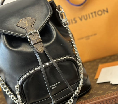 Louis Vuitton M12587 Montsouris Vibe PM
