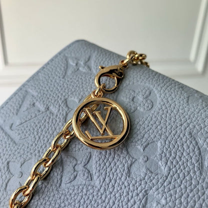 Louis Vuitton M83233 Wallet On Chain Lily