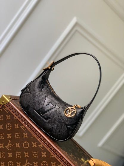 Louis Vuitton M82391 Mini Moon