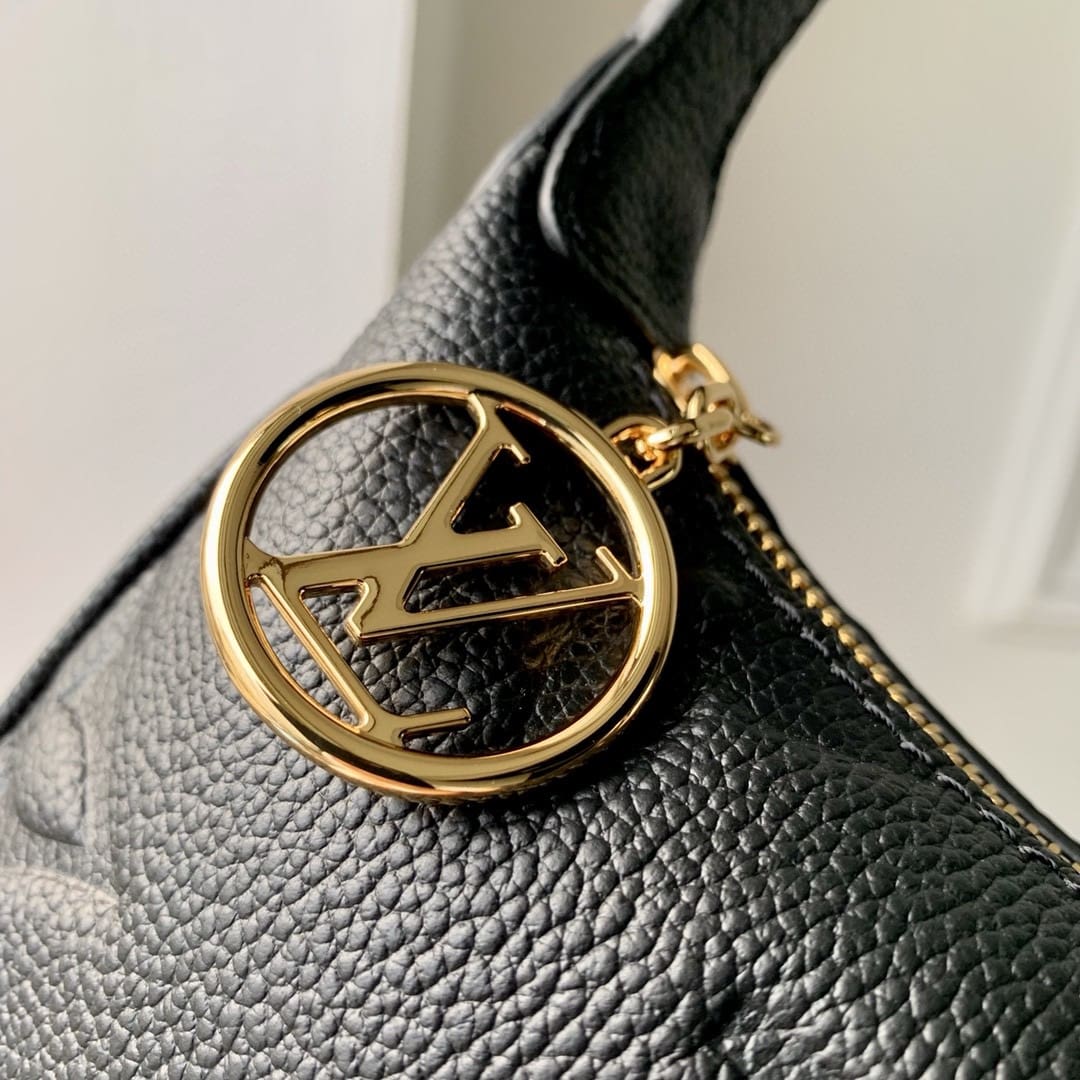 Louis Vuitton M82391 Mini Moon