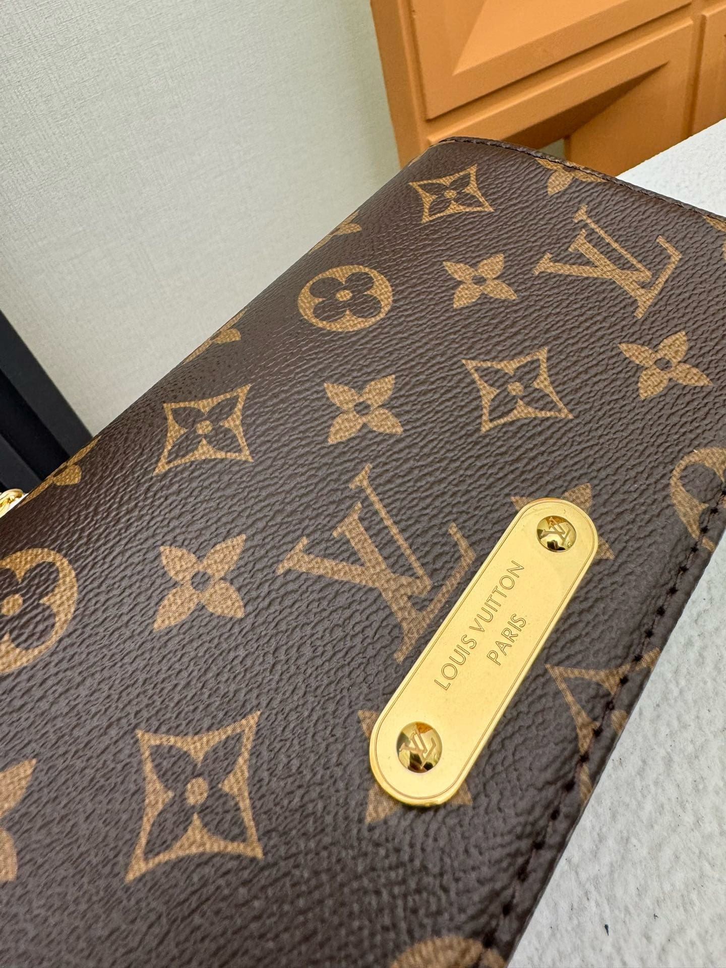 Louis Vuitton M82509 Wallet On Chain Lily