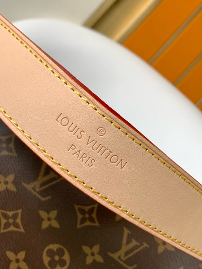 Louis Vuitton M43703 Graceful MM