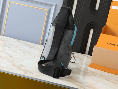 Louis Vuitton M11703 Avenue Slingbag PM