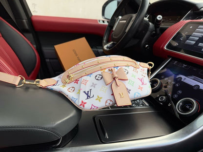 Louis Vuitton M13660 LV x TM High Rise