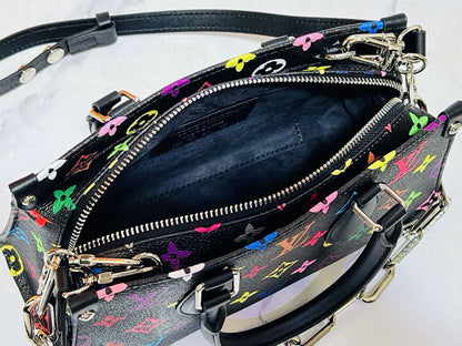 Louis Vuitton M13260 LV x TM OnTheGo East West Chain