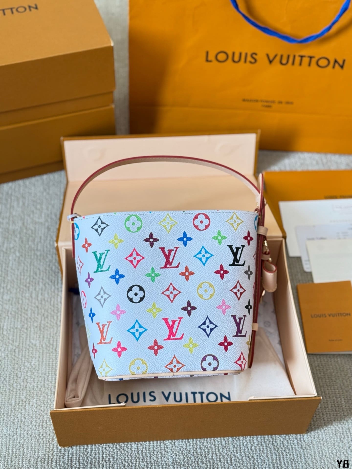 Louis Vuitton M13089 LV x TM All In BB