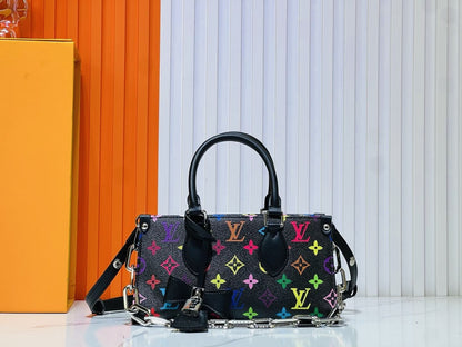 Louis Vuitton M13260 LV x TM OnTheGo East West Chain