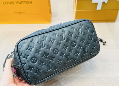 Louis Vuitton M13675 LV x TM Neverfull MM