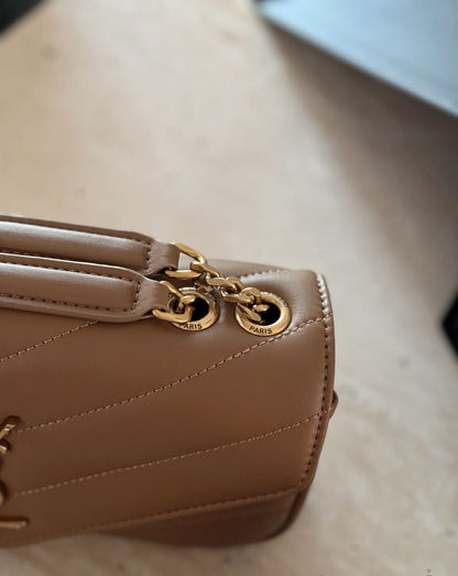 Saint Laurent LOULOU small in MATELASSÉ lambskin