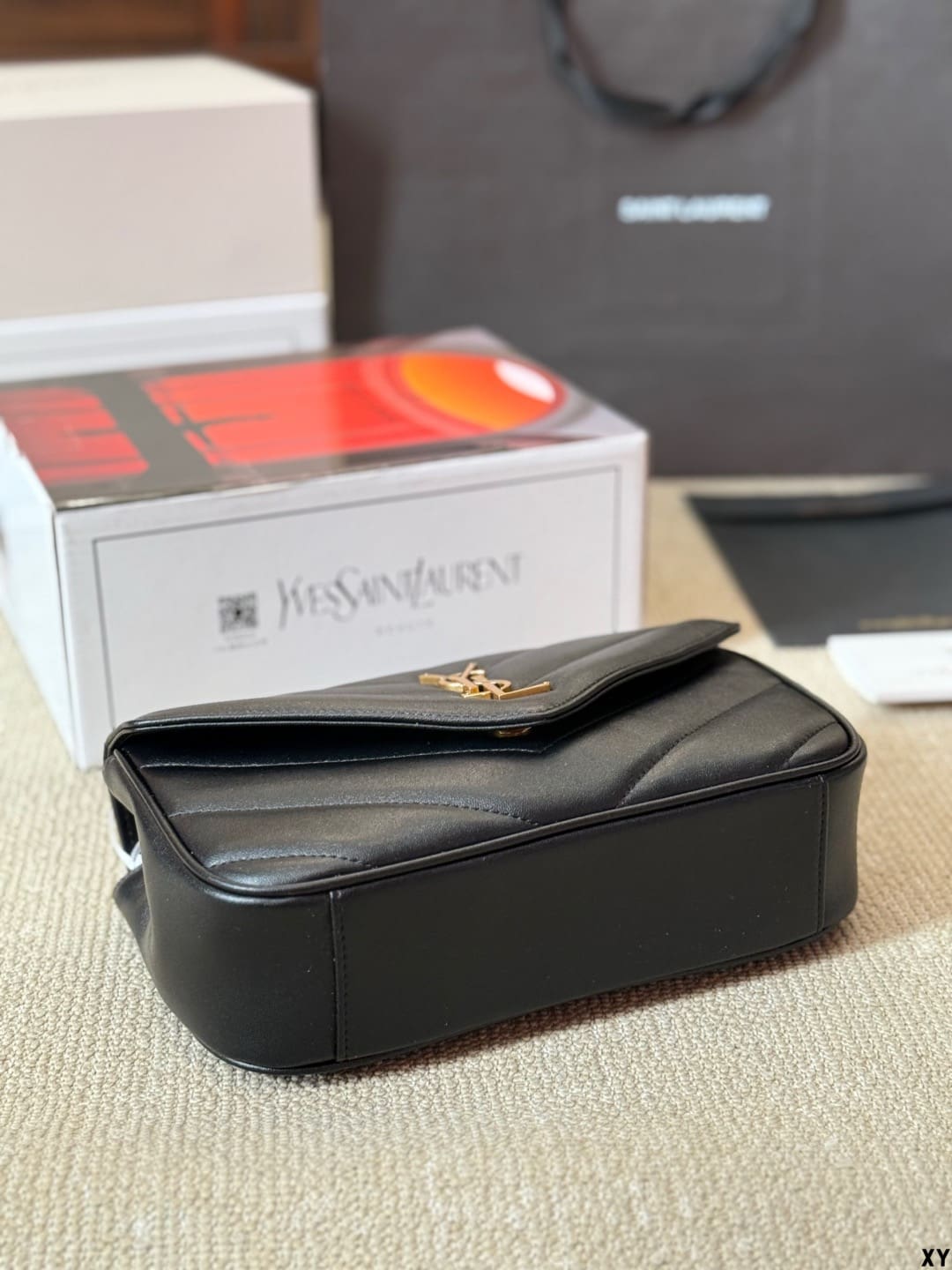 Saint Laurent LOULOU small in MATELASSÉ lambskin