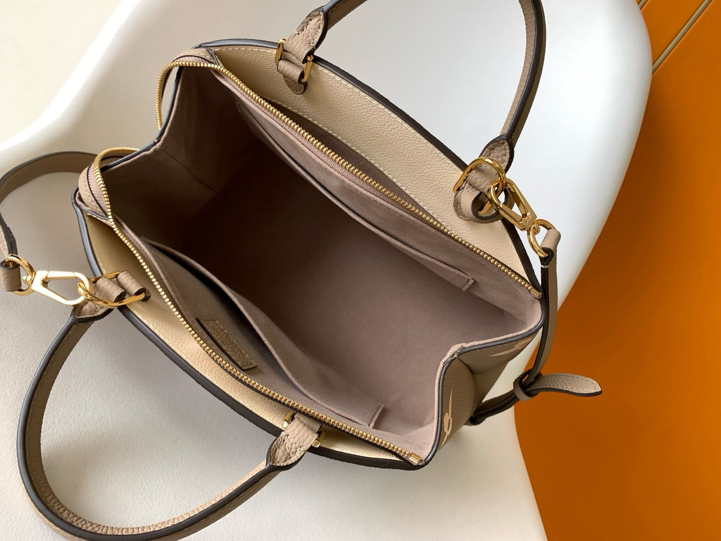 Louis Vuitton M58914 Petit Palais