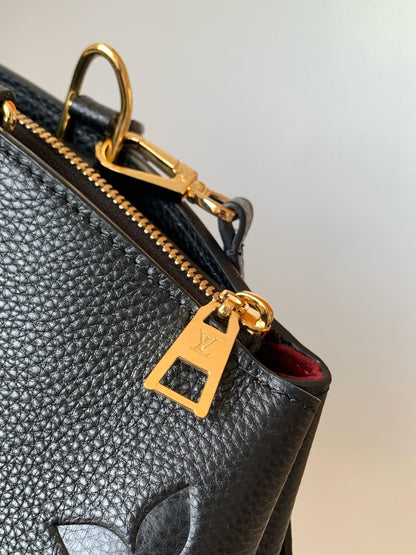 Louis Vuitton M45811 Grand Palais