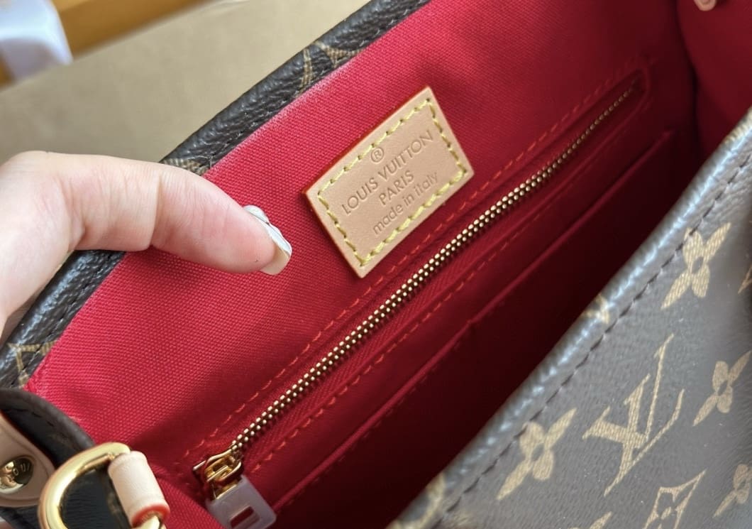 Louis Vuitton M46265 Sac Plat BB