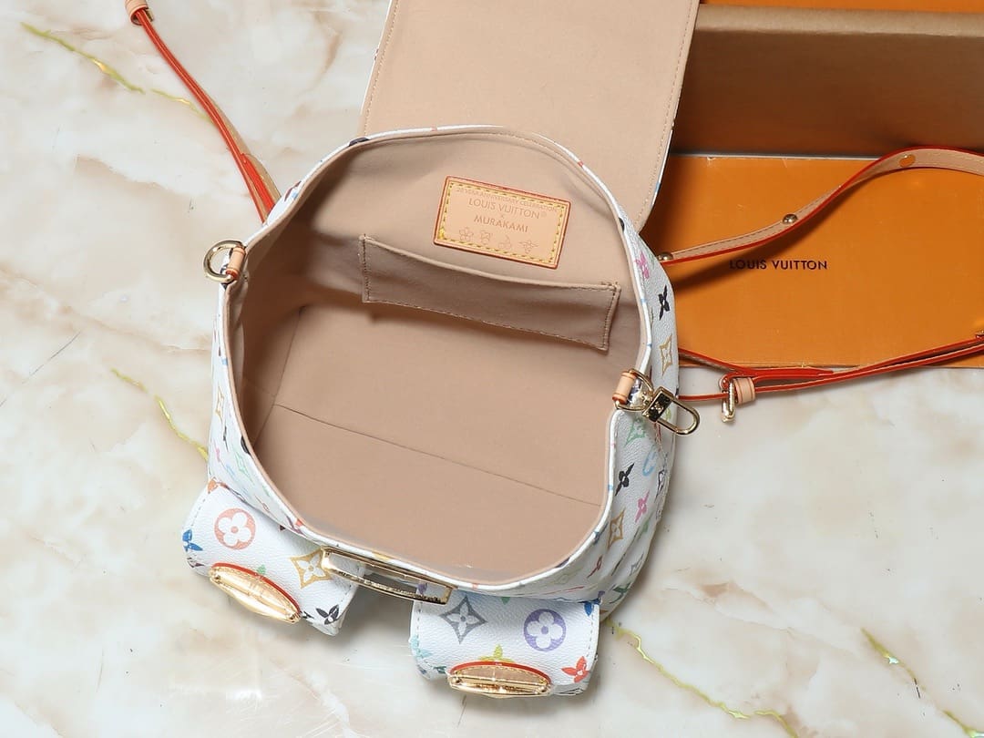 Louis Vuitton M13081 LV x TM Venice