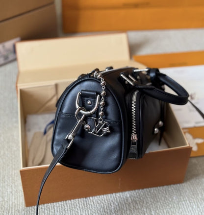 Louis Vuitton M13988 Keepall Cargo Bandoulière 25