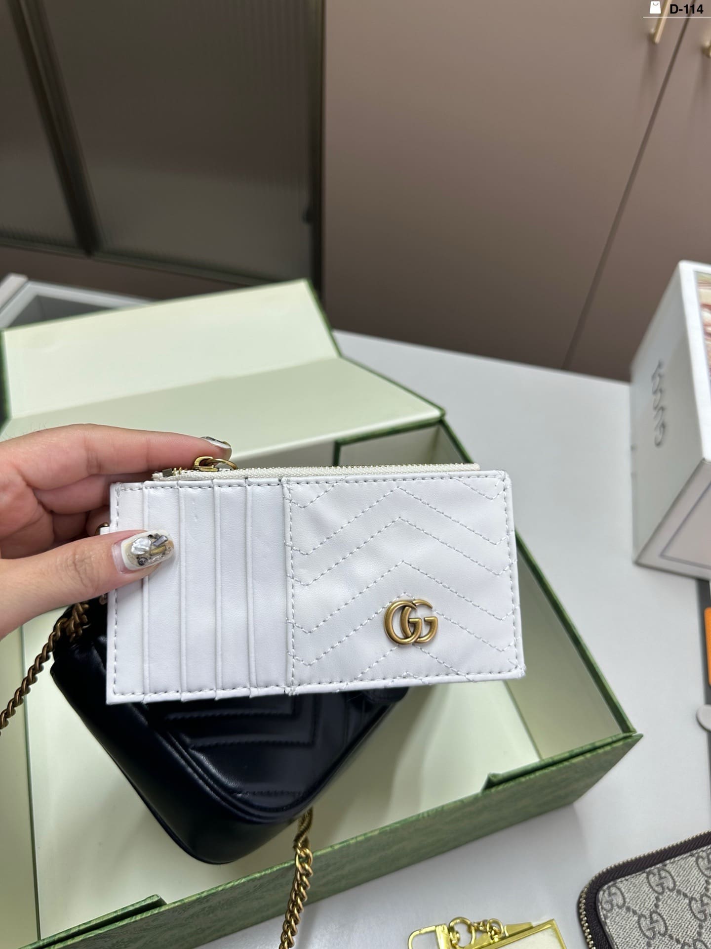 GUCCI GG Marmont super mini bag