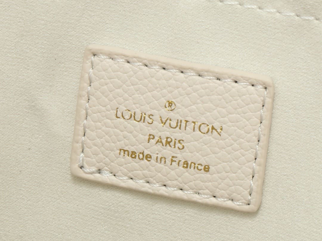 Louis Vuitton M11394 Babylone Tote PM