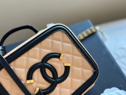 Chanel Caviar Quilted Medium CC Filigree Vanity Case Beige Black