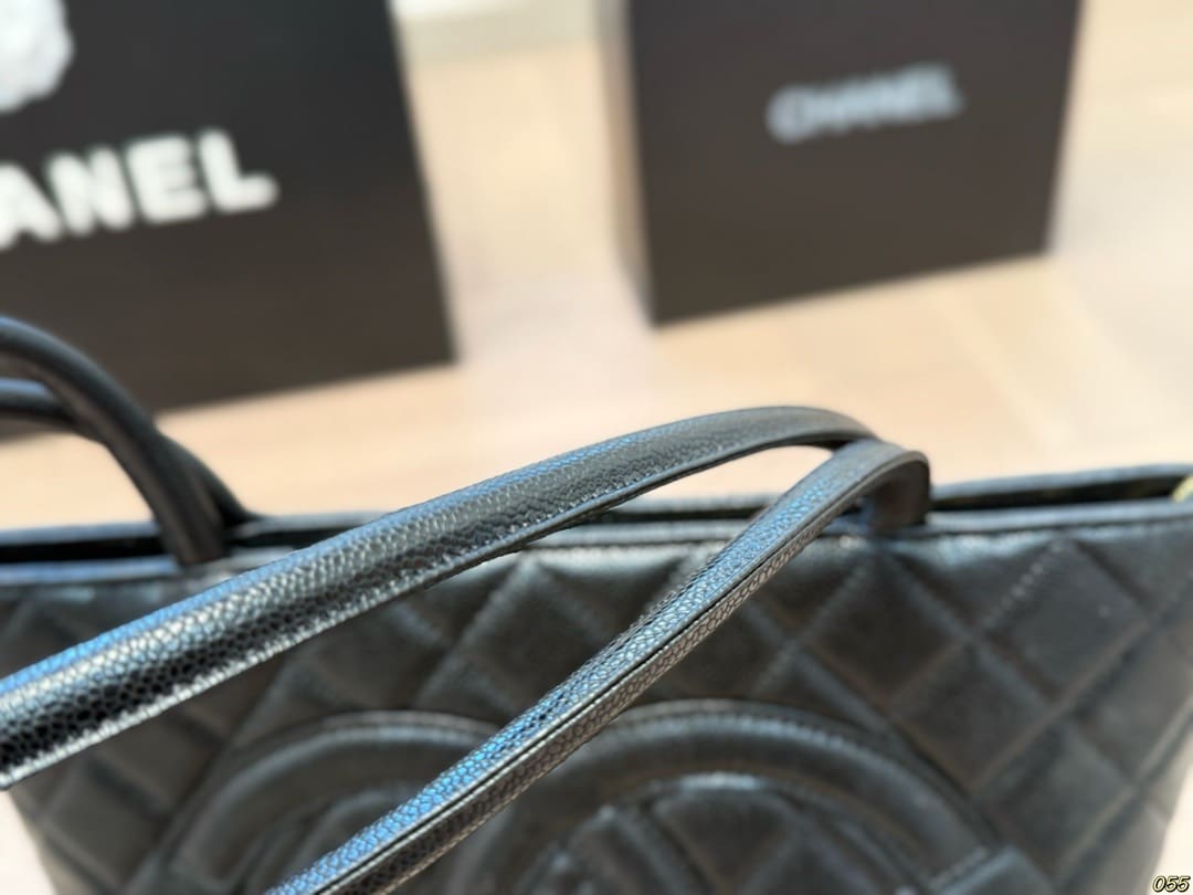 Chanel Medallion Tote Quilted Caviar