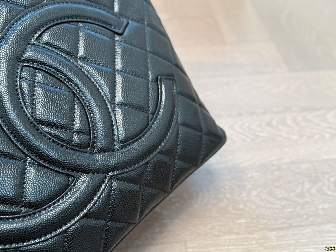 Chanel Medallion Tote Quilted Caviar