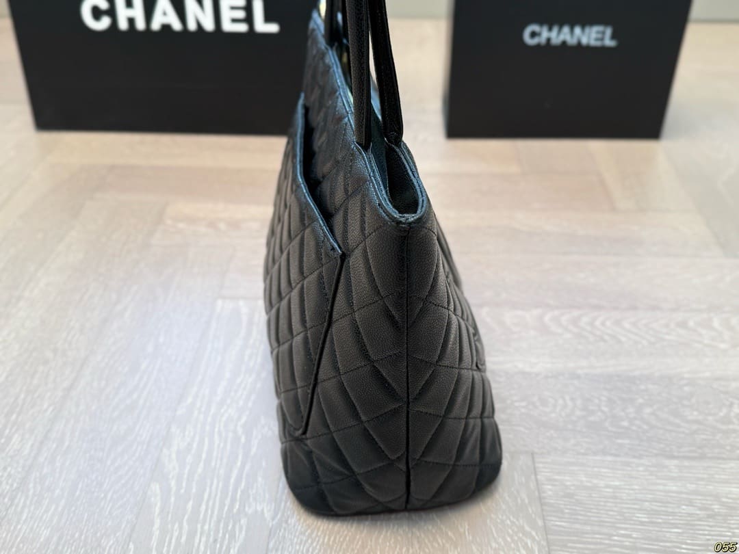 Chanel Medallion Tote Quilted Caviar