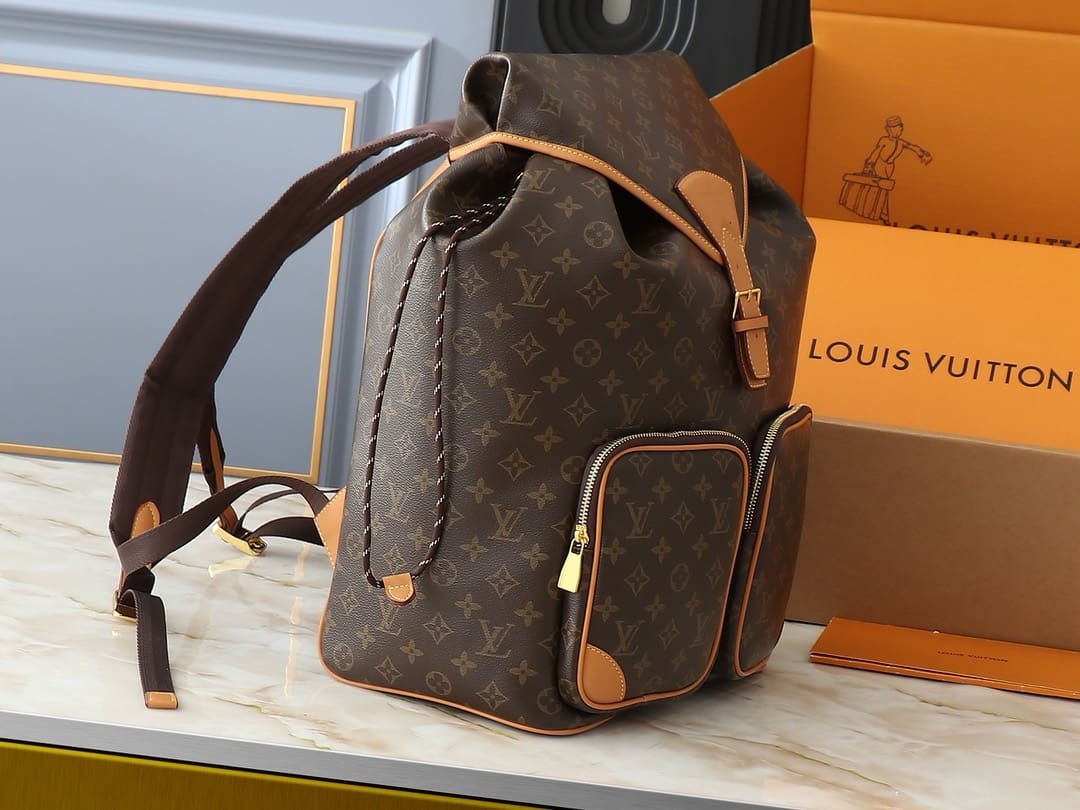 Louis Vuitton M14015 Montsouris Cargo Backpack