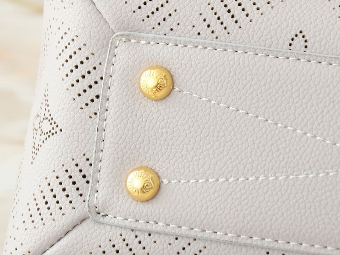 Louis Vuitton M13157 Hand It All PM