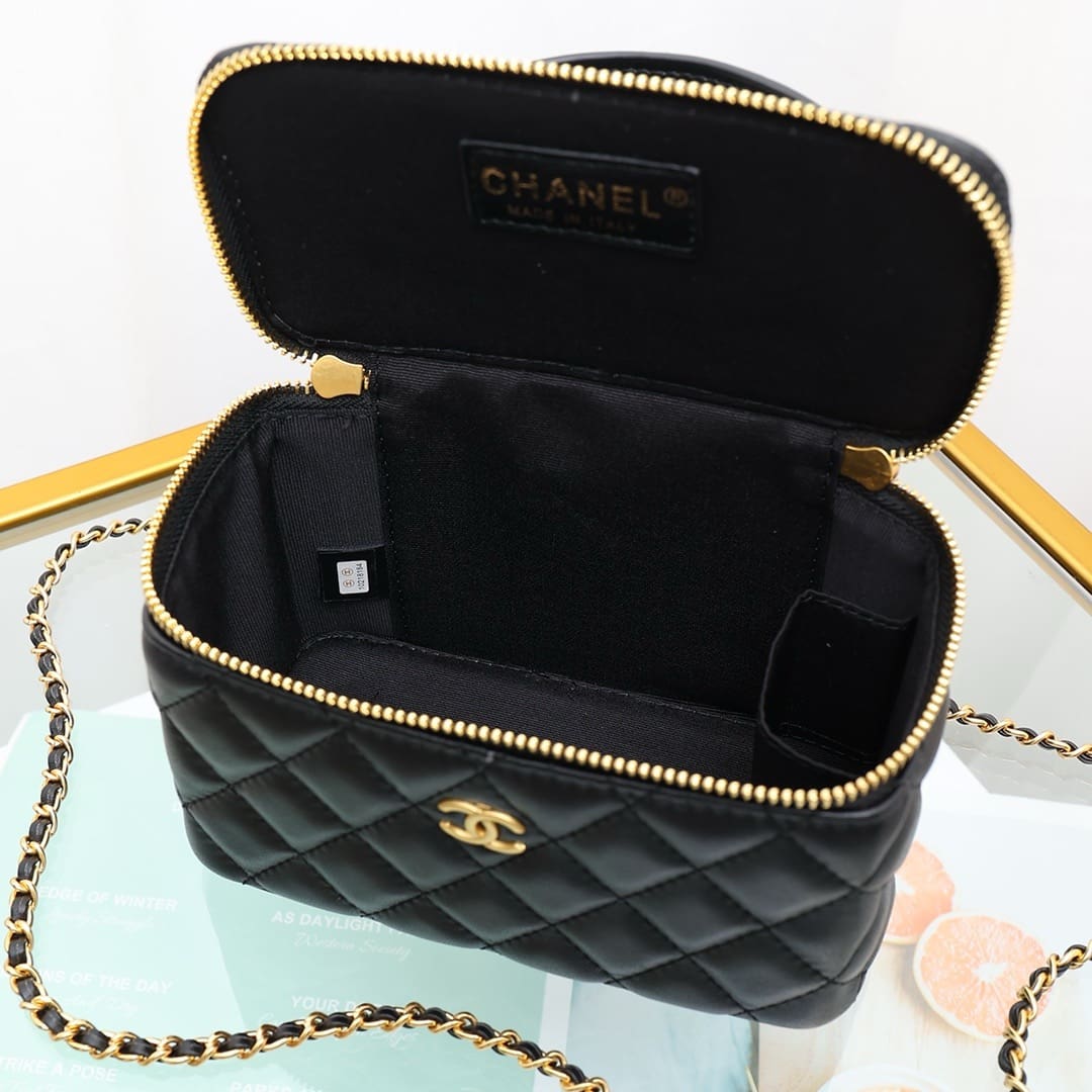 Chanel Lambskin Quilted Small Top Handle Vanity Case With Chain Black