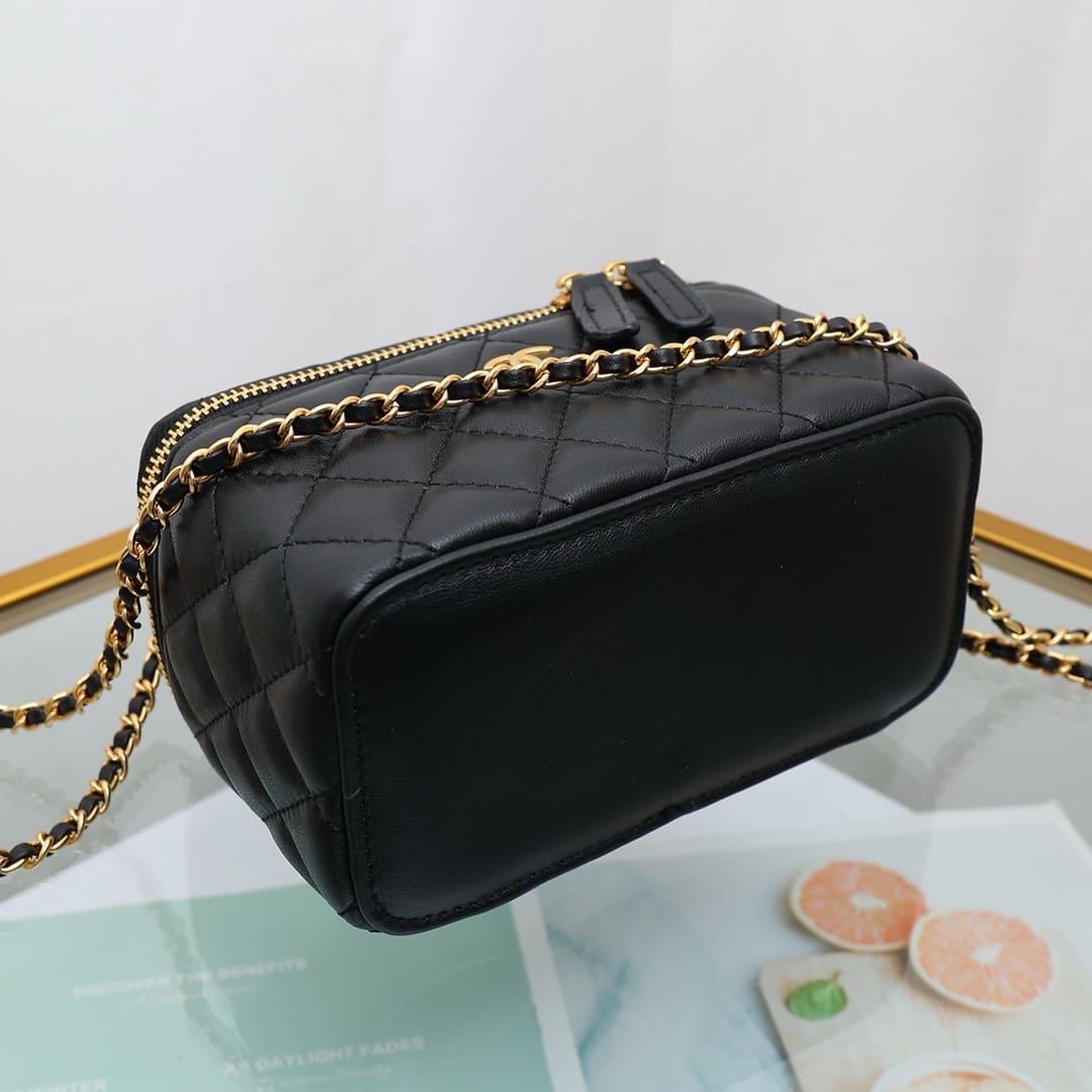 Chanel Lambskin Quilted Small Top Handle Vanity Case With Chain Black