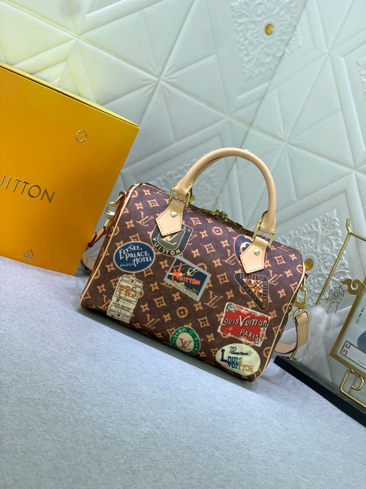 Louis Vuitton M47087 Speedy Bandoulière 30
