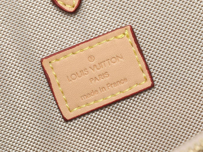 Louis Vuitton M47147 OnTheGo Voyage