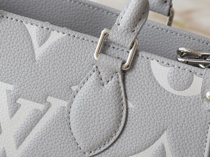 Louis Vuitton M14213 OnTheGo East West