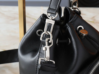 Louis Vuitton M13985 Noé Cargo