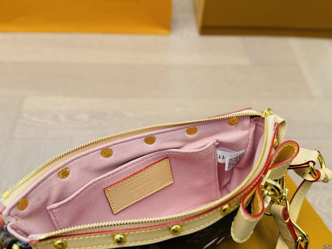 Louis Vuitton M13666 LV x TM POCHETTE ACCESSOIRES