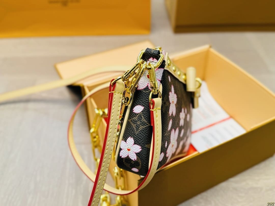 Louis Vuitton M13666 LV x TM POCHETTE ACCESSOIRES