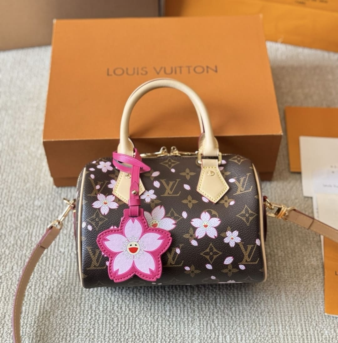 Louis Vuitton M14174 LV x TM SPEEDY BANDOULIÈRE 25