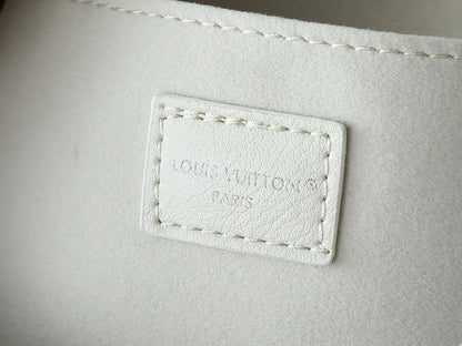 Louis Vuitton M12965 Speedy Cargo Vibe