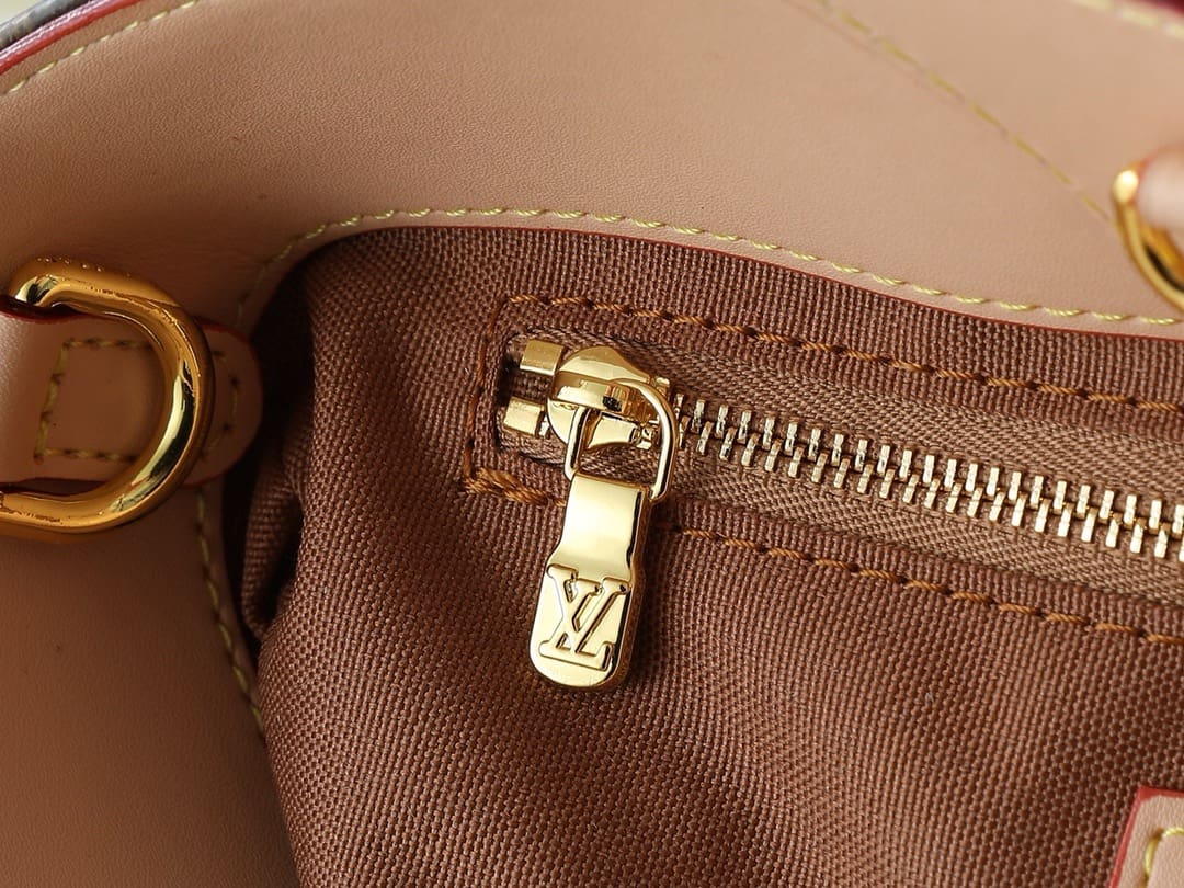 Louis Vuitton M14680 Rivage BB
