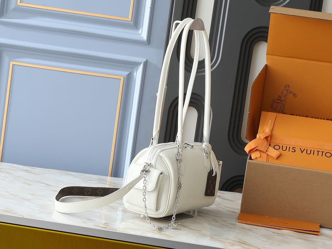 Louis Vuitton M12965 Speedy Cargo Vibe