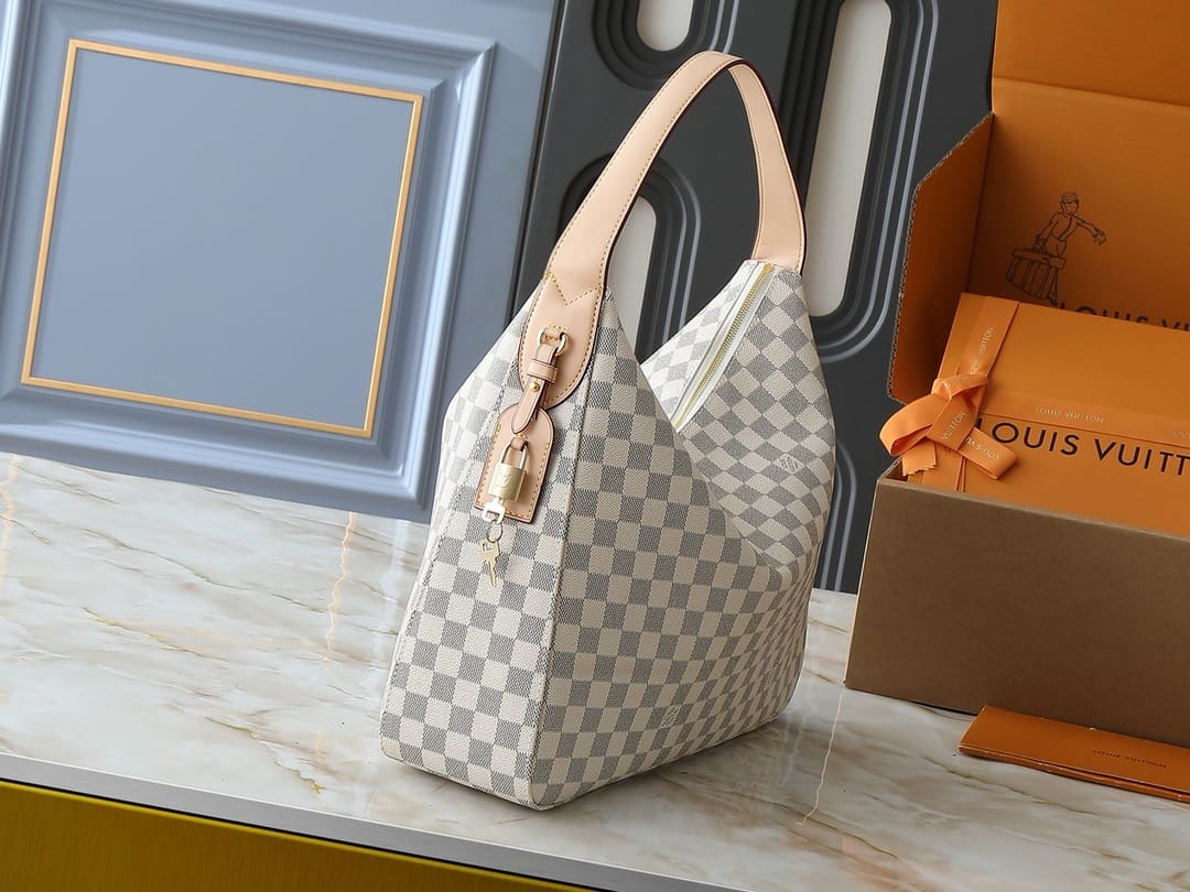 Louis Vuitton N00126 Slouchy MM