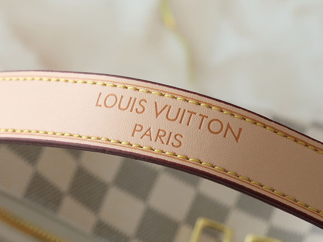Louis Vuitton N00116 Slouchy PM