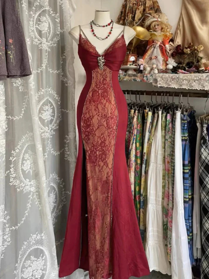 V Neck Lace Burgundy Prom Dress Vintage Mermaid Evening Party Gown Birthday Dress SH2575