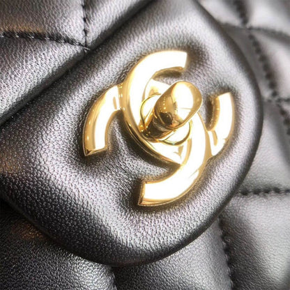 CHANEL SMALL CLASSIC HANDBAG LAMBSKIN & GOLD METAL