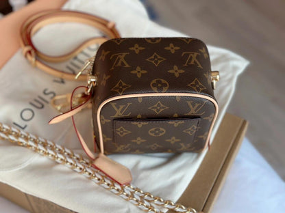 Louis Vuitton M47096 Just In Case