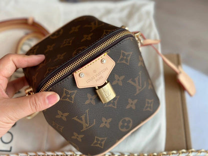Louis Vuitton M47096 Just In Case