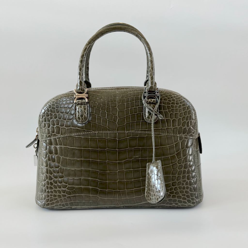 Kwanpen crocodile green pandora bag