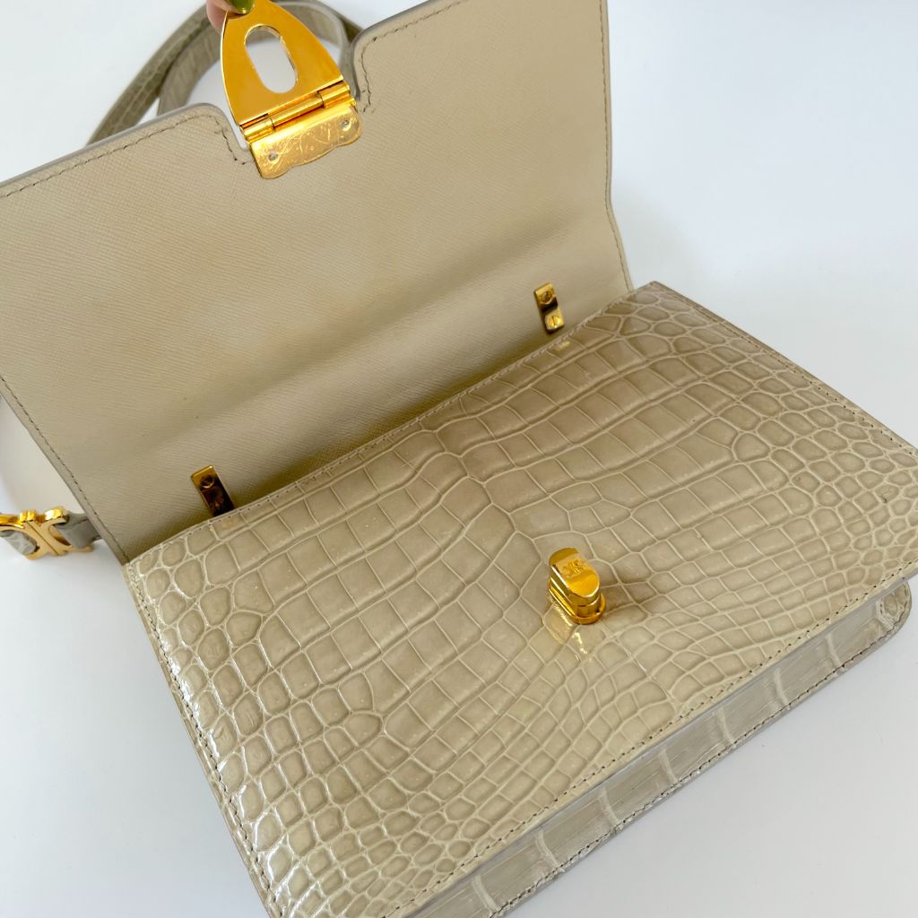 Kwanpen crocodile leather beige shoulder flap bag
