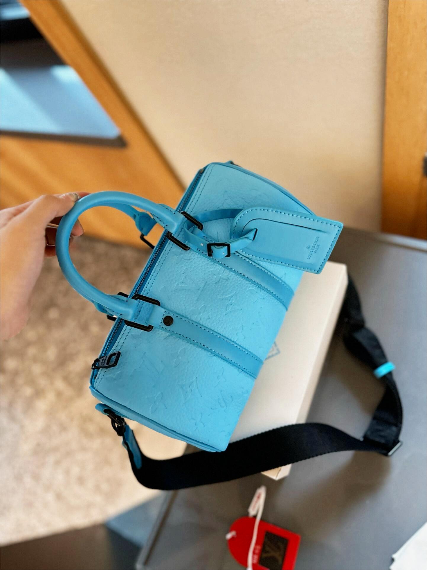 Louis Vuitton M11996 Keepall Bandoulière 25