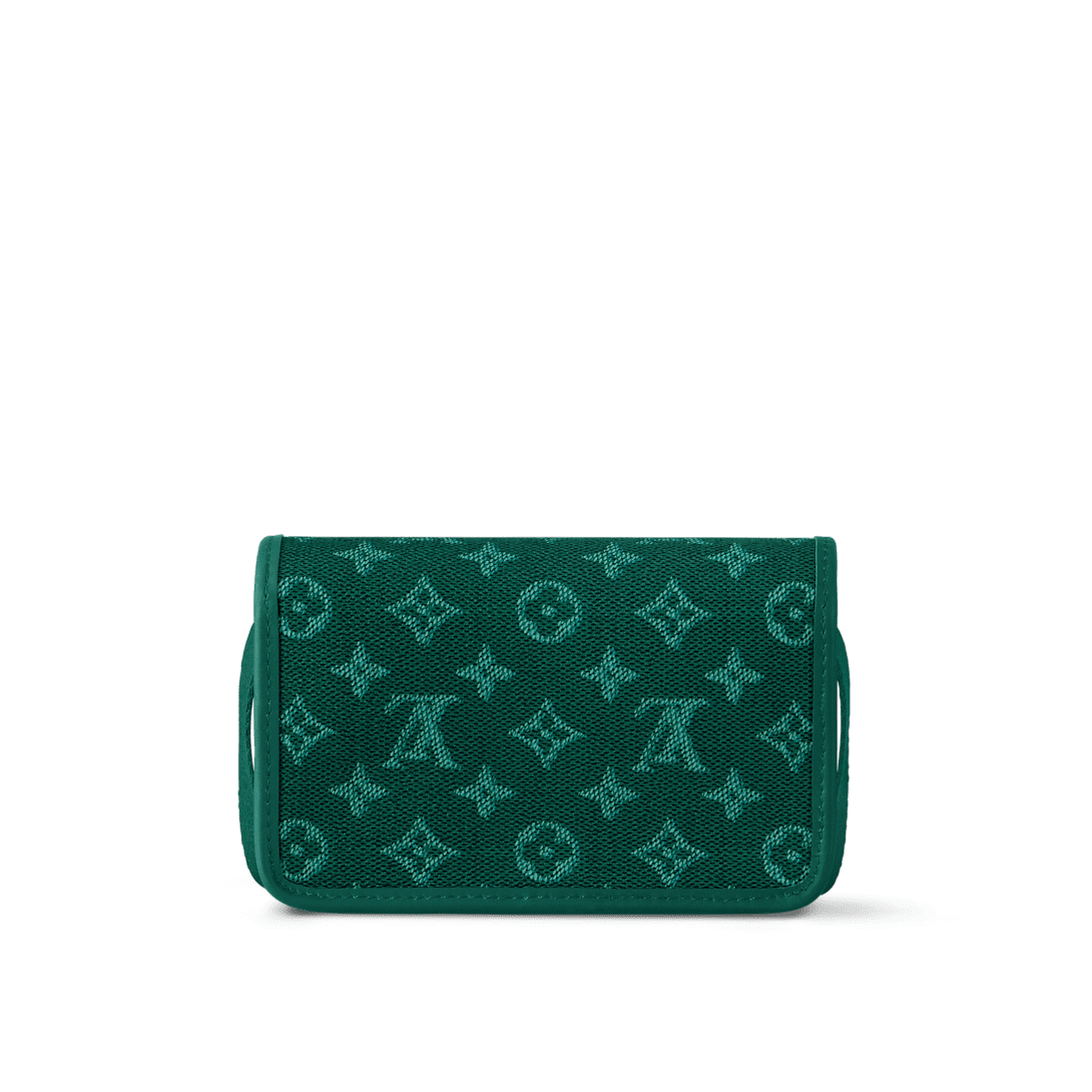 Louis Vuitton M12637 Bosphore Wearable Wallet